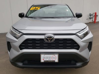 2025 Toyota RAV4 LE