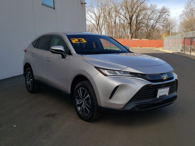 2023 Toyota Venza LE