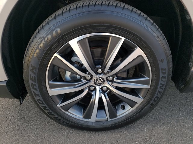 2023 Toyota Venza LE