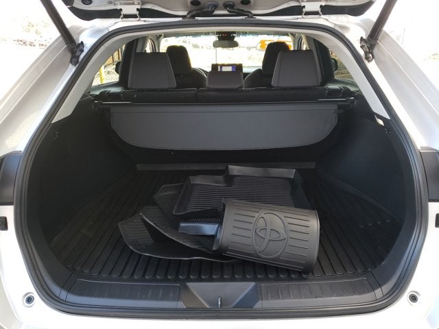 2023 Toyota Venza LE